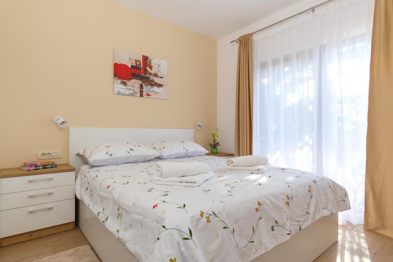 Apartmani Ravan Cernik  Экстерьер фото