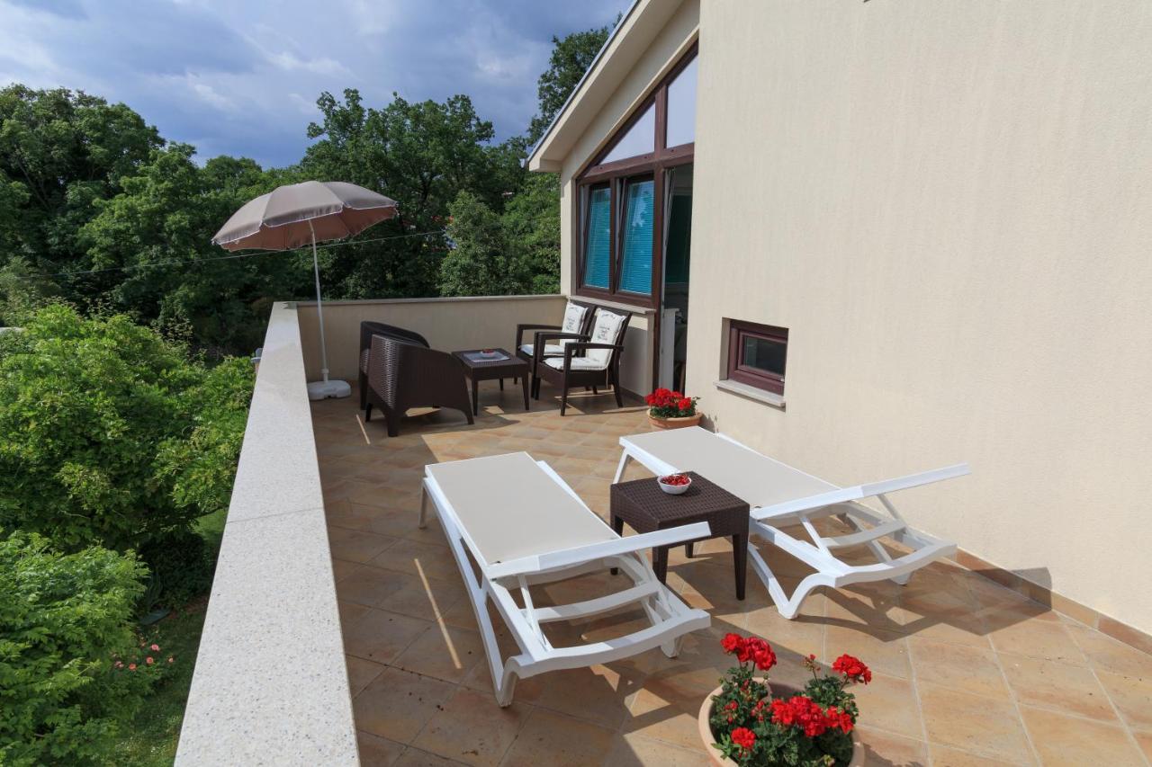 Apartmani Ravan Cernik  Экстерьер фото